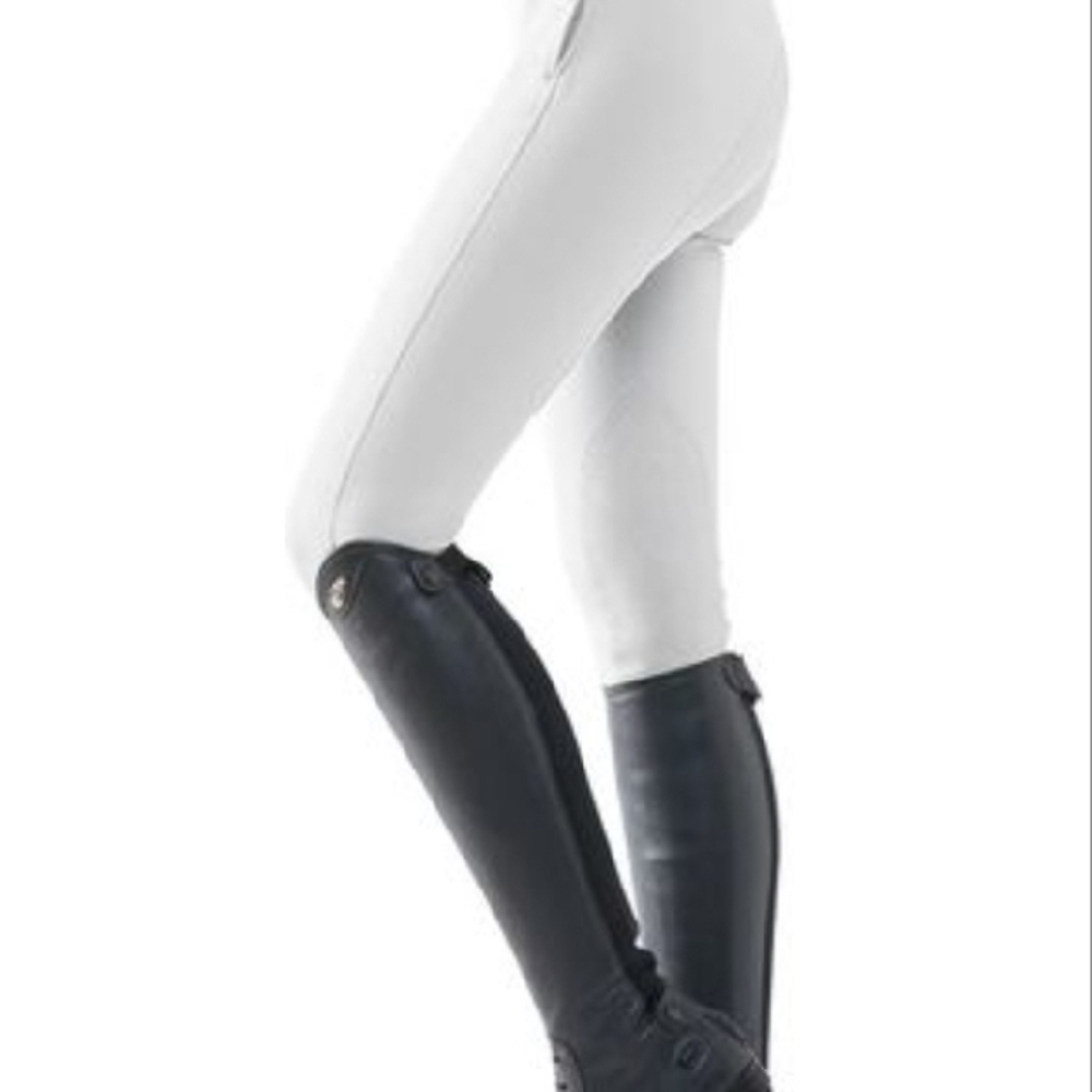 The Tailored Sportsman 28 white breech